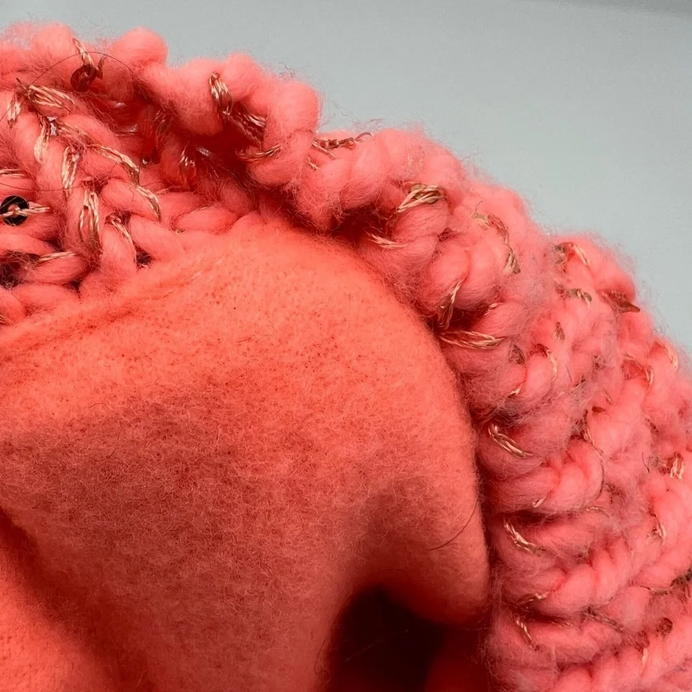 Girls hat size 8+, beautiful coral color, new like condition